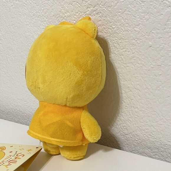 Line Friends Choco Painted Plush Sally Makes Everything Yellow 6" NWT - Picture 7 of 11